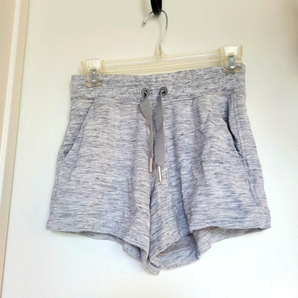 Athleta Grey Balance Shortie